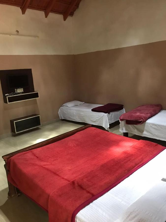 Silver Shadow Homestay Chikmagalūr Exteriör bild